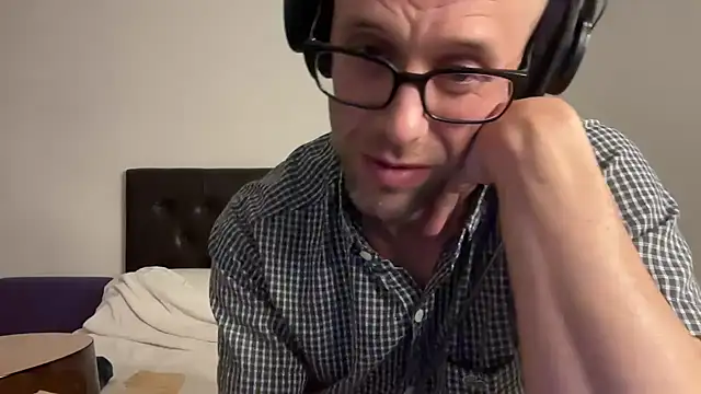 Snapshot of CamCrestXXX chatting on 01/20/25, 01:53 CamCrestXXX online show from 01/20/25, 01:53