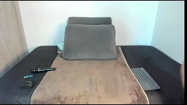 AmeliPonce online show from 06/14/26, 03:36