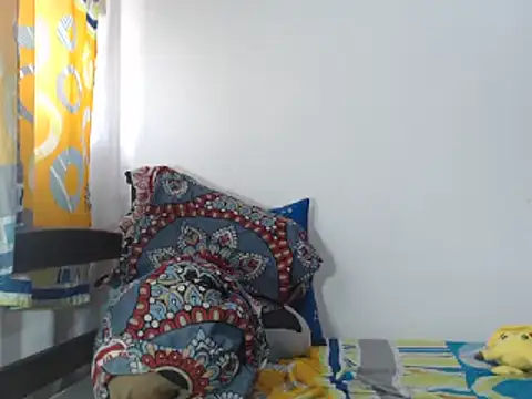 Snapshot of alisterxxx chatting on 03/10/25, 06:12 alisterxxx online show from 03/10/25, 06:12