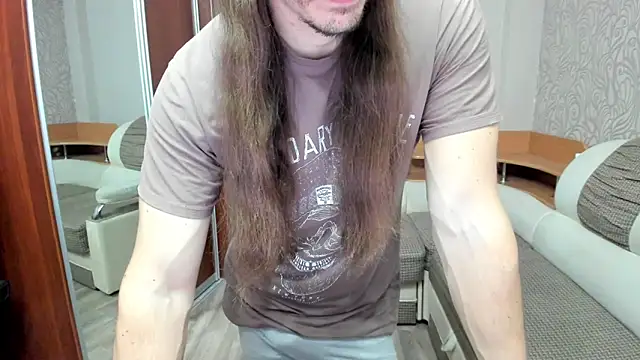 Marrymepls online show from 10/31/25, 01:34