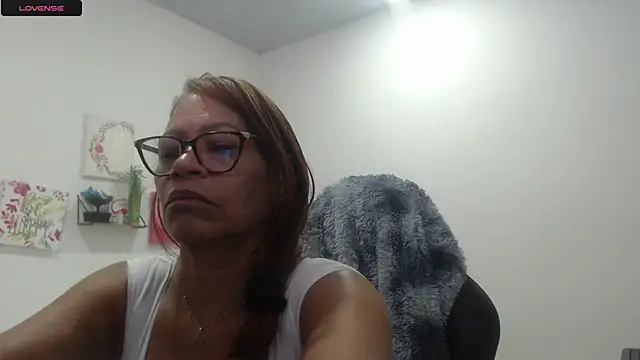 BustyMilf  online show from 09/20/25, 01:34