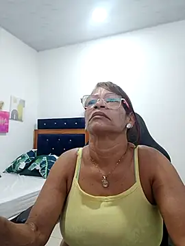 BustyMilf  online show from 10/21/25, 01:01