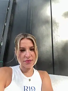 Snapshot of jasminesummer chatting on 03/01/26, 11:07 jasminesummer online show from 03/01/26, 11:07