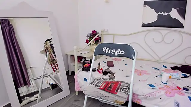 Snapshot of jessystarr chatting on 03/05/25, 07:27 jessystarr online show from 03/05/25, 07:27