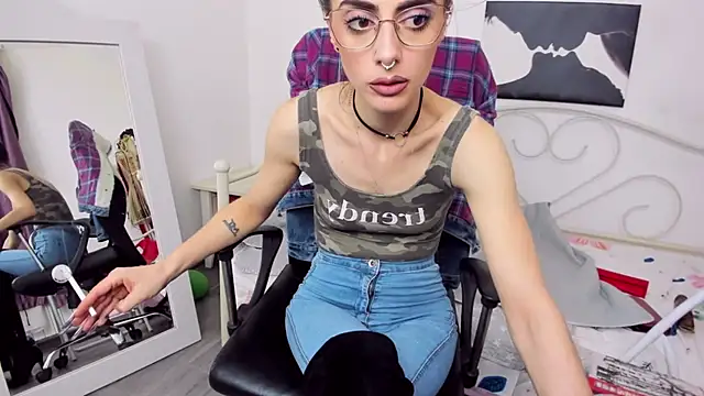 Snapshot of jessystarr chatting on 03/12/25, 05:28 jessystarr online show from 03/12/25, 05:28