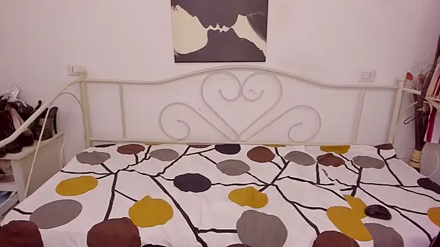 Snapshot of jessystarr chatting on 10/02/25, 02:57 jessystarr online show from 10/02/25, 02:57