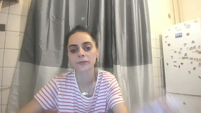 Snapshot of jessystarr chatting on 10/14/25, 09:37 jessystarr online show from 10/14/25, 09:37