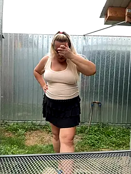 Snapshot of SabinaSweety chatting on 09/24/25, 03:15 SabinaSweety online show from 09/24/25, 03:15