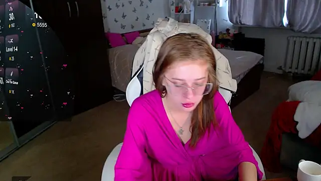 Snapshot of Kira_honeyy chatting on 04/11/26, 06:51 Kira honeyy online show from 04/11/26, 06:51