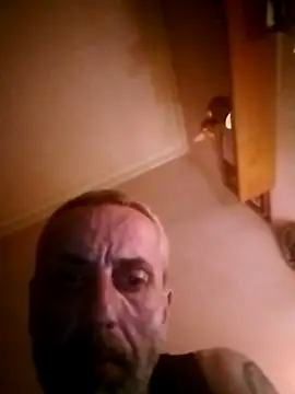 Snapshot of Justinont chatting on 03/04/26, 05:57 Justinont online show from 03/04/26, 05:57