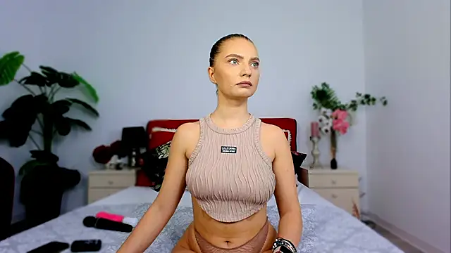 SashaRizz online show from 11/05/25, 06:13