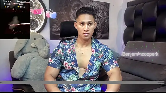 Snapshot of BenjaminCooperk chatting on 12/20/25, 06:42 BenjaminCooperk online show from 12/20/25, 06:42