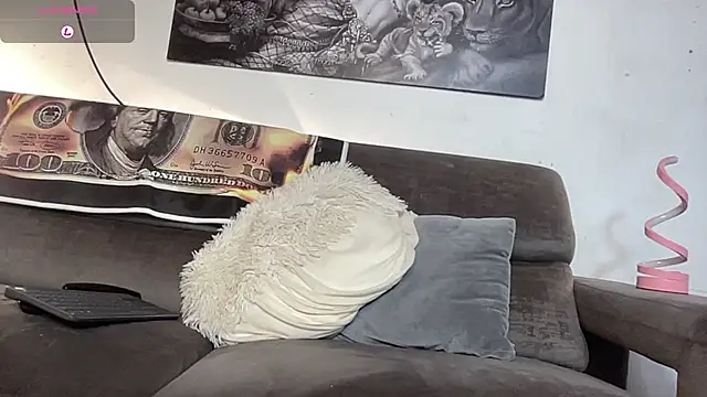 Snapshot of BenjaminCooperk chatting on 02/18/26, 08:43 BenjaminCooperk online show from 02/18/26, 08:43