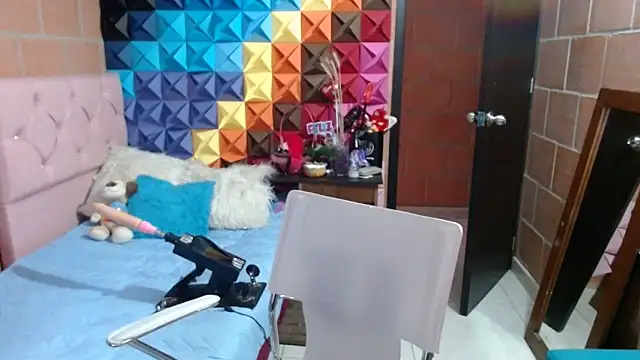 katifoxx online show from 02/12/25, 09:54