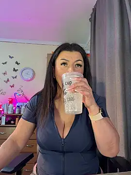 Hotangel75 online show from 03/06/26, 09:06