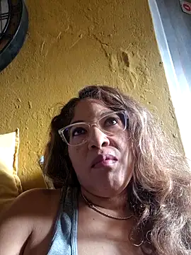 Snapshot of mila38 chatting on 12/04/25, 09:07 mila38 online show from 12/04/25, 09:07