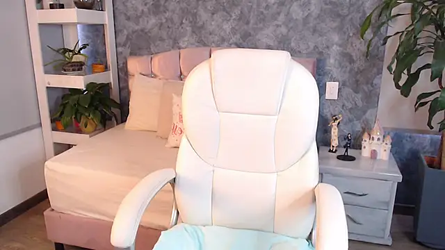 niko robin online show from 09/22/25, 07:38