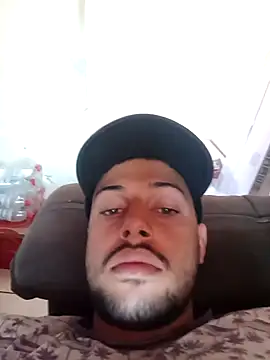 AzureKnee online show from 10/20/25, 01:33