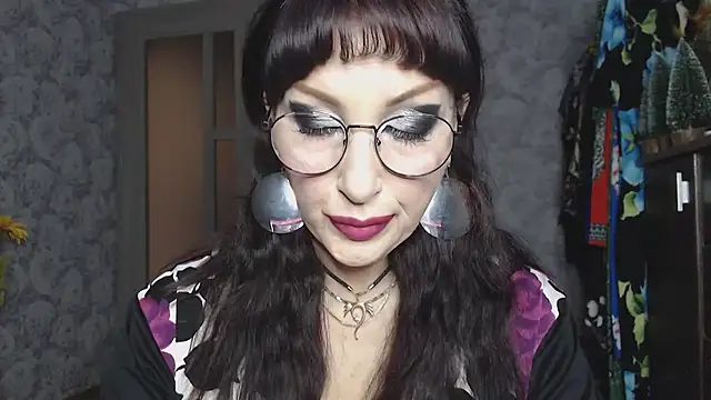 Aziza1 online show from 11/26/25, 09:10