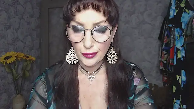 Snapshot of Aziza1 chatting on 06/30/26, 03:24 Aziza1 online show from 06/30/26, 03:24