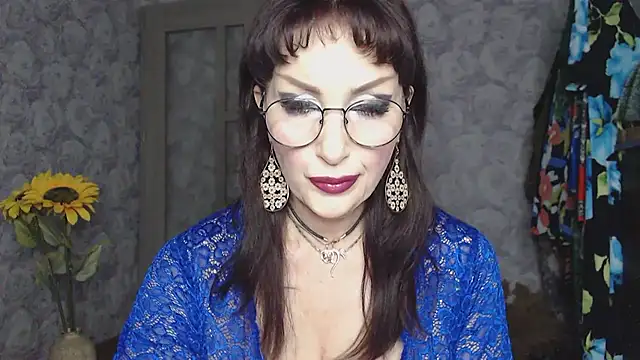 Snapshot of Aziza1 chatting on 07/03/26, 02:45 Aziza1 online show from 07/03/26, 02:45