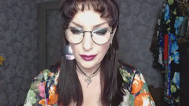 Snapshot of Aziza1 chatting on 07/14/26, 02:34 Aziza1 online show from 07/14/26, 02:34