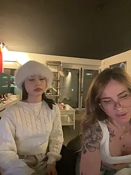 Etwas neugierig online show from 03/18/26, 06:55