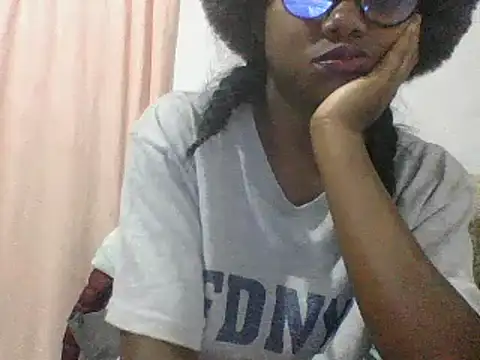 Hamie sexy online show from 10/15/25, 07:36