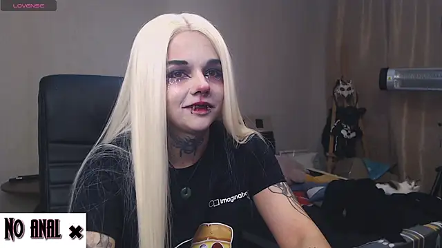 Snapshot of Dark__Elf chatting on 12/12/24, 09:58 Dark Elf online show from 12/12/24, 09:58