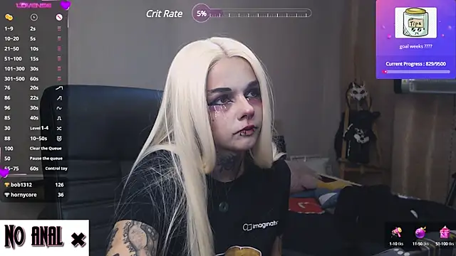 Snapshot of Dark__Elf chatting on 12/13/24, 01:04 Dark Elf online show from 12/13/24, 01:04