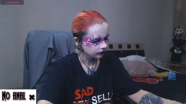 Snapshot of Dark__Elf chatting on 12/22/24, 10:58 Dark Elf online show from 12/22/24, 10:58