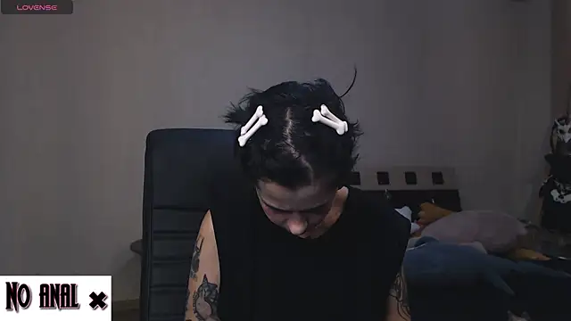 Snapshot of Dark__Elf chatting on 02/01/25, 10:13 Dark Elf online show from 02/01/25, 10:13