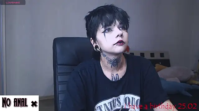 Snapshot of Dark__Elf chatting on 02/03/25, 10:00 Dark Elf online show from 02/03/25, 10:00