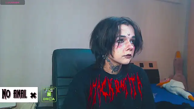 Snapshot of Dark__Elf chatting on 10/14/25, 09:26 Dark Elf online show from 10/14/25, 09:26