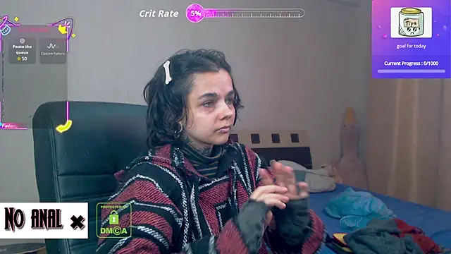 Snapshot of Dark__Elf chatting on 10/24/25, 03:36 Dark Elf online show from 10/24/25, 03:36