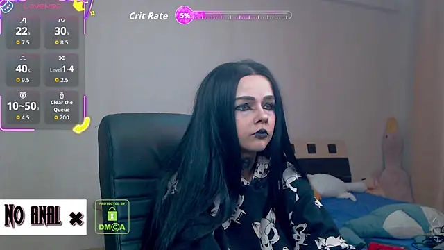 Snapshot of Dark__Elf chatting on 11/18/25, 10:25 Dark Elf online show from 11/18/25, 10:25