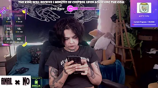 Snapshot of Dark__Elf chatting on 06/25/26, 09:19 Dark Elf online show from 06/25/26, 09:19