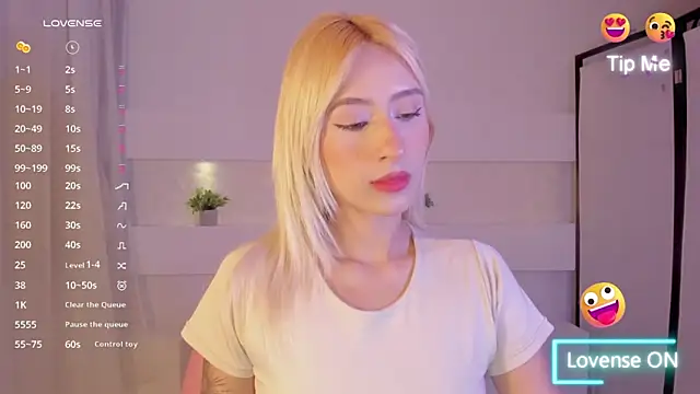 Snapshot of AshleyRoys chatting on 01/24/25, 03:13 AshleyRoys online show from 01/24/25, 03:13