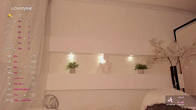 Snapshot of AshleyRoys chatting on 03/22/25, 06:25 AshleyRoys online show from 03/22/25, 06:25