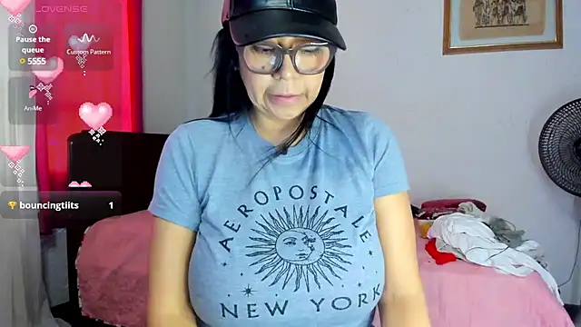Snapshot of Silver_Lovee chatting on 01/16/25, 08:03 Silver Lovee online show from 01/16/25, 08:03