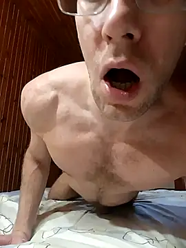 yatshen online show from 12/03/25, 09:51