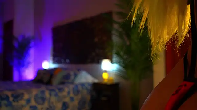 Snapshot of ambarEvans chatting on 12/05/24, 01:58 ambarEvans online show from 12/05/24, 01:58