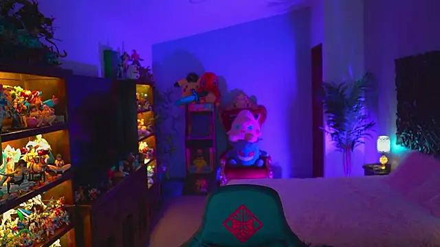 Snapshot of ambarEvans chatting on 01/15/25, 12:41 ambarEvans online show from 01/15/25, 12:41