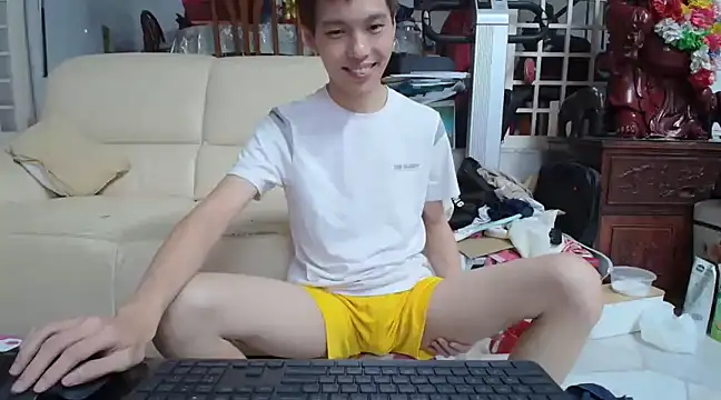 andrewooi online show from 02/17/25, 04:15