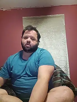 Snapshot of Strongbutgentle36 chatting on 11/21/25, 06:12 Strongbutgentle36 online show from 11/21/25, 06:12