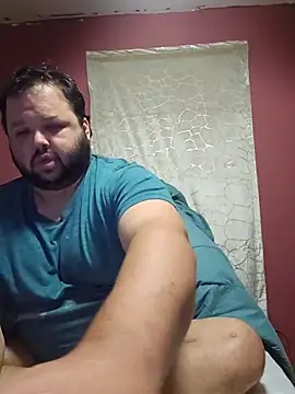 Snapshot of Strongbutgentle36 chatting on 11/22/25, 06:34 Strongbutgentle36 online show from 11/22/25, 06:34