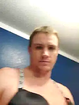 Snapshot of MaddyC6992 chatting on 12/30/24, 06:20 MaddyC6992 online show from 12/30/24, 06:20