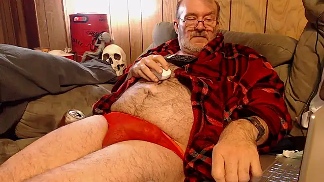 snickers1 online show from 11/17/25, 07:36