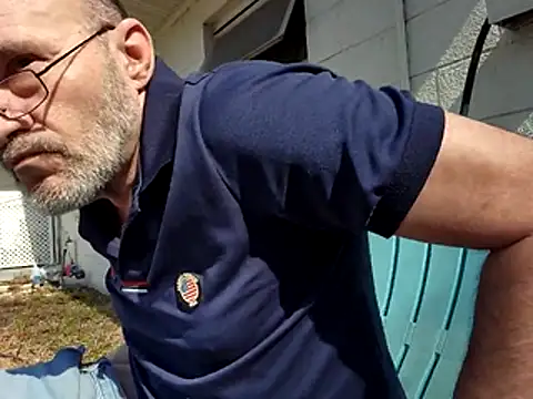 Snapshot of snickers1 chatting on 02/03/26, 06:02 snickers1 online show from 02/03/26, 06:02