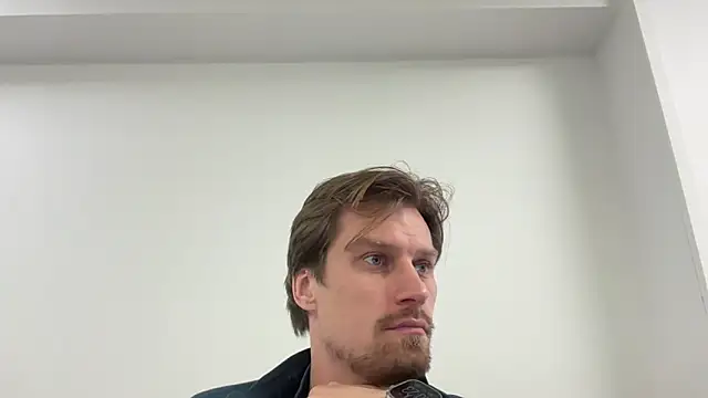 fmodel online show from 02/24/26, 08:23